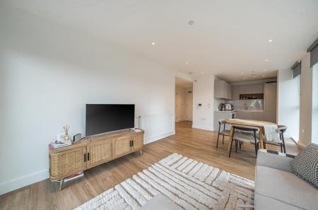 1405060-9-697c97b...