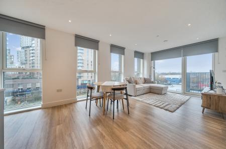 1405060-4-697c938...