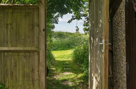 4-681c7c0eee63e-1...