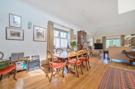 1312182-19-685fc8...