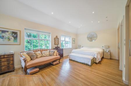 1312182-20-685fc8...