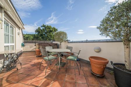 1312182-6-685fc92...