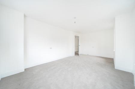 1386635-3-692de98...