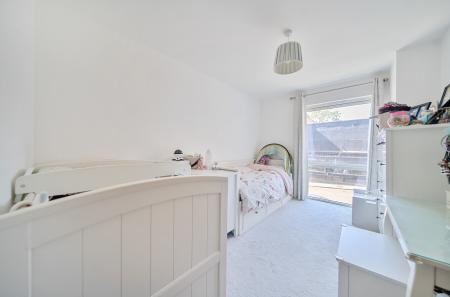 27-68235f9ce2b3a-...