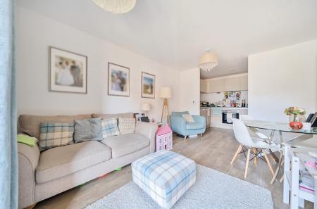 22-68235f518f643-...