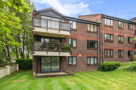 1300675-39-683749...