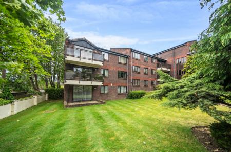 1300675-36-683749...