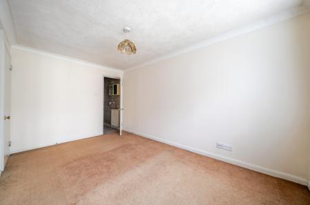 1300675-2-6837484...