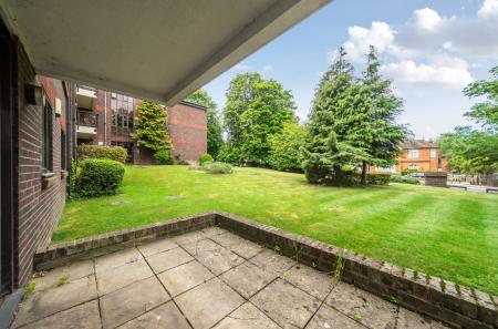 1300675-17-683748...