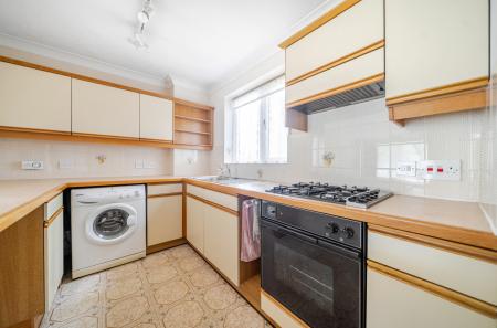 1300675-26-683748...