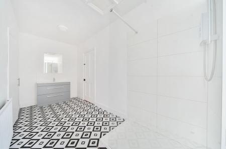 1300319-49-683074...