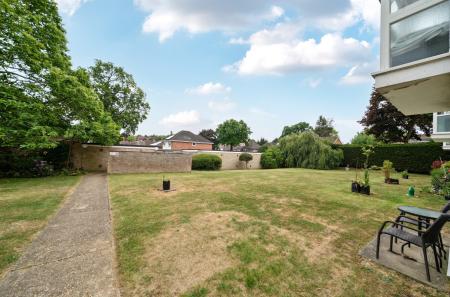 1294230-29-682668...