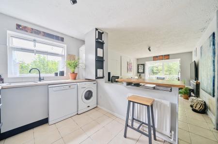 1294230-15-682667...