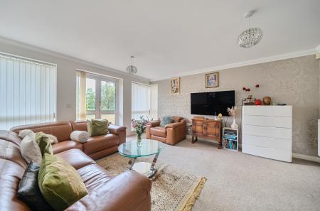 1305344-13-684073...