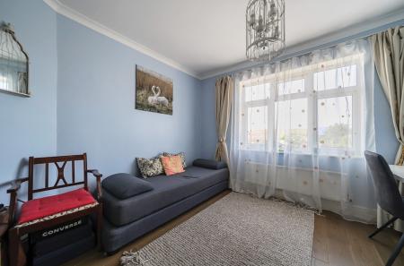 1311342-9-684c7aa...