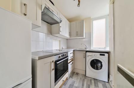 1310704-1-684aa1c...