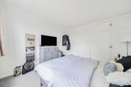 1315397-2-685fede...