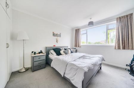 1315397-1-685fe39...