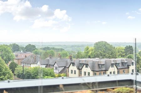 1318435-15-686514...