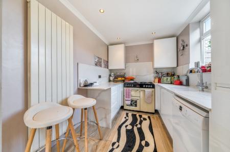 1325251-18-6874d9...