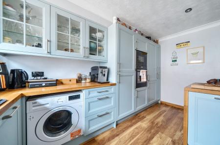 1326797-8-687e2dc...