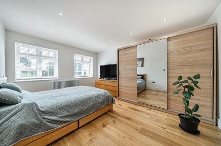 1334243-9-6893524...