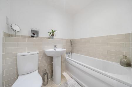 1327208-2-688ce7f...