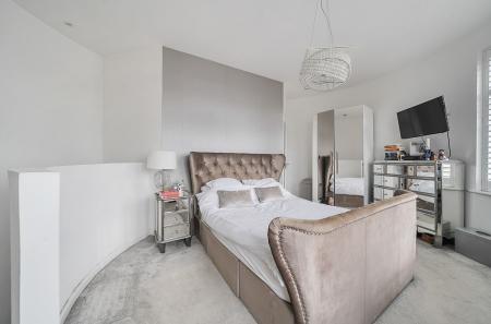 1327208-5-688ce81...