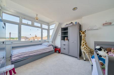 1336856-7-689b3c9...