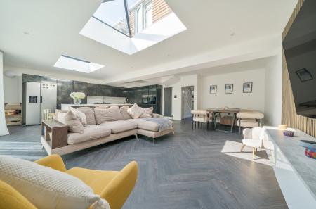 1336856-21-689b3f...