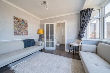 1336856-13-689b3d...