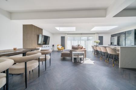 1336856-17-689b3e...