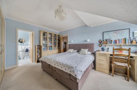 1353197-4-68c1b36...