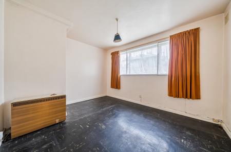 1357346-5-68cbe8d...