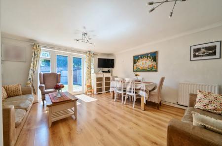 1318340-11-687153...