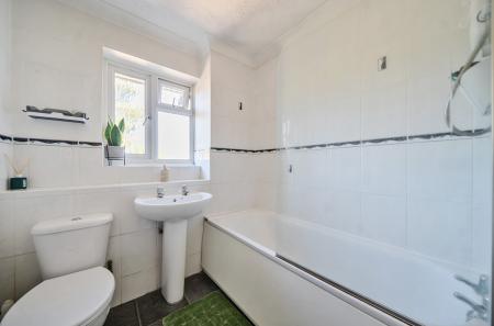 1318340-4-6871534...