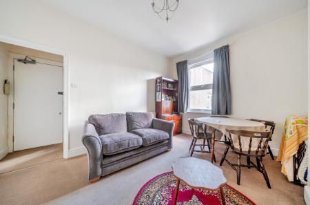 1357789-10-68d139...