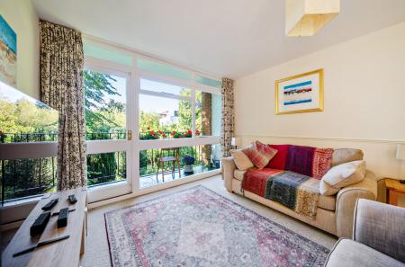 1349770-21-68d128...