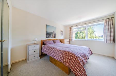 1349770-4-68d125d...