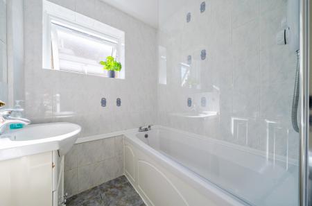 1349770-9-68d126b...