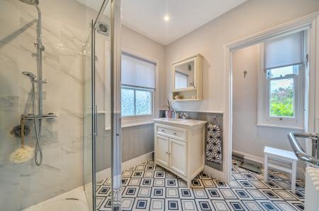 1360290-8-68d6a93...