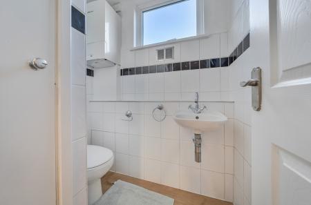 1363641-7-68e3fa7...