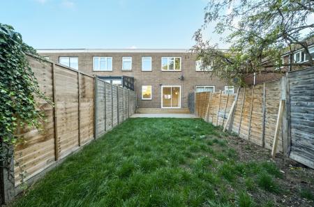 1363641-15-68e3fb...