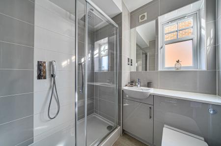 1361627-17-68e3cb...