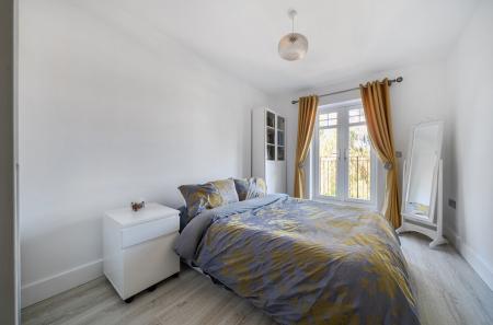 1361627-1-68e3ca5...