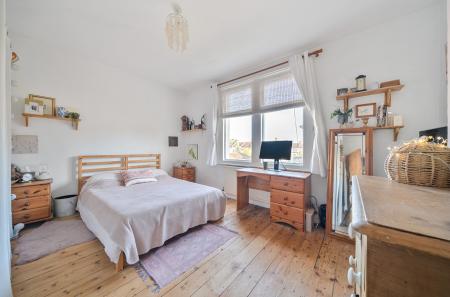 1371877-5-6903505...