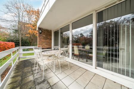 1374783-15-690898...