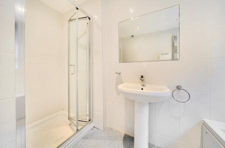 1380135-9-690da92...