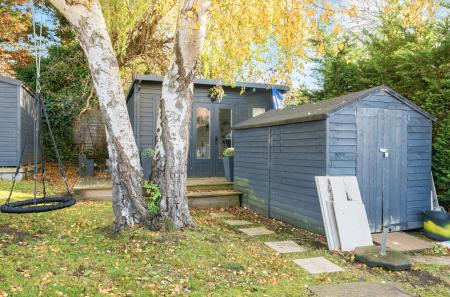 1385396-27-692704...