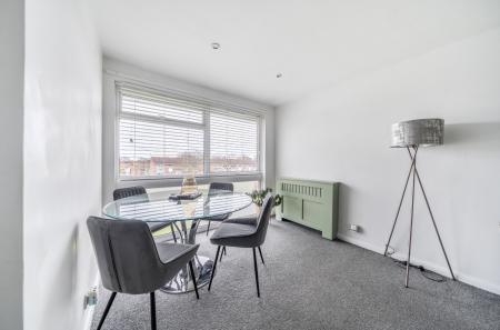 1380467-23-6928b6...